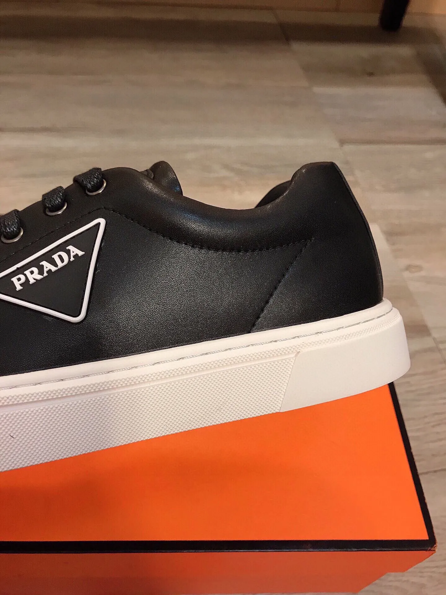 Ex-factory price 360🔥🆕Prada [Prada] latest casual and fashionable men's shoes👟hot style💥simple and elegant style, exclusive for trendy men. Unique latest brand elements👑, fashionable and generous, original imported cowhide fabric, genuine leather lining, super comfortable and wear-resistant outsole, classic model taken in kind, size: 38-44